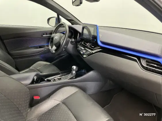 TOYOTA C-HR - voiture d'occasion - Photo 10