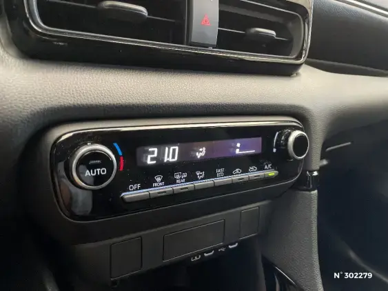 TOYOTA YARIS IV - voiture d'occasion - Photo 28