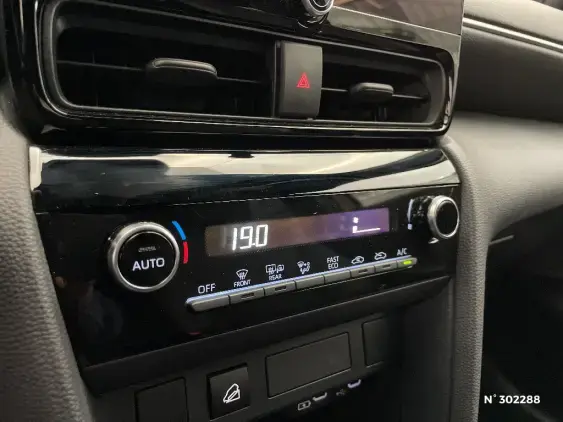 TOYOTA YARIS CROSS I - voiture d'occasion - Photo 25