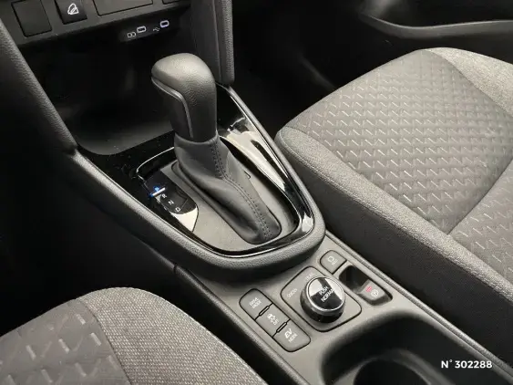 TOYOTA YARIS CROSS I - voiture d'occasion - Photo 26