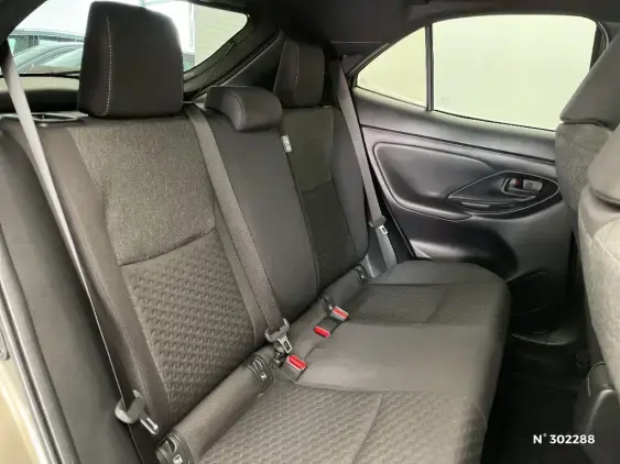 TOYOTA YARIS CROSS I - voiture d'occasion - Photo 11