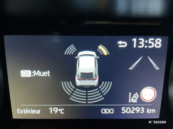 TOYOTA YARIS CROSS I - voiture d'occasion - Photo 32