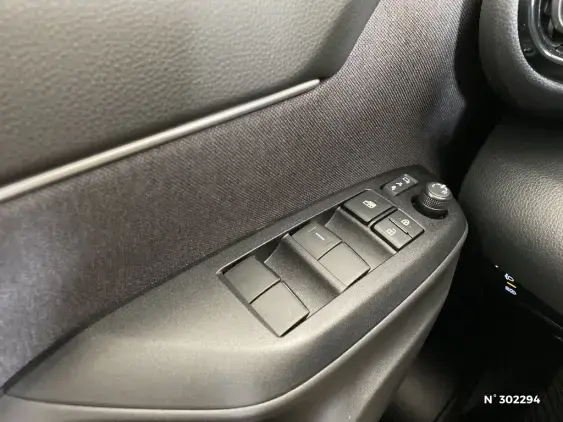 TOYOTA YARIS CROSS I - voiture d'occasion - Photo 28