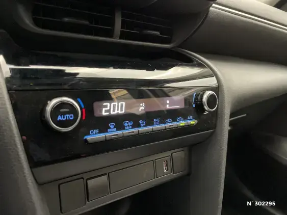TOYOTA YARIS CROSS I - voiture d'occasion - Photo 28