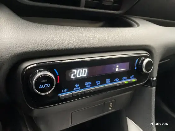 TOYOTA YARIS IV - voiture d'occasion - Photo 29