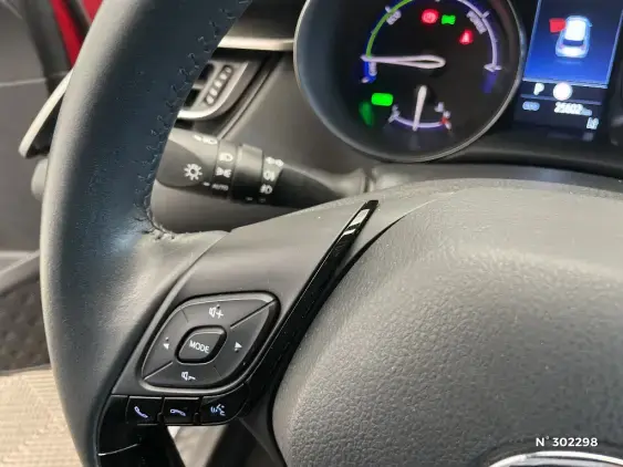 TOYOTA C-HR - voiture d'occasion - Photo 29