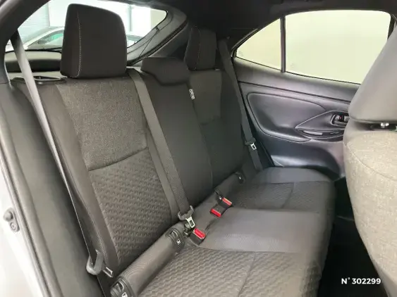 TOYOTA YARIS CROSS I - voiture d'occasion - Photo 11