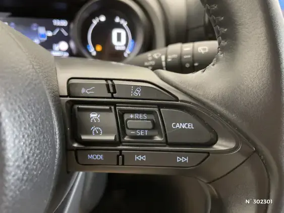TOYOTA YARIS CROSS I - voiture d'occasion - Photo 30