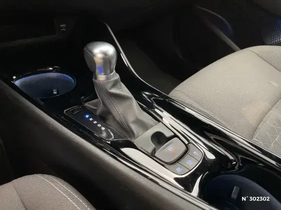 TOYOTA C-HR - voiture d'occasion - Photo 31