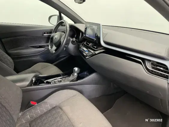 TOYOTA C-HR - voiture d'occasion - Photo 10