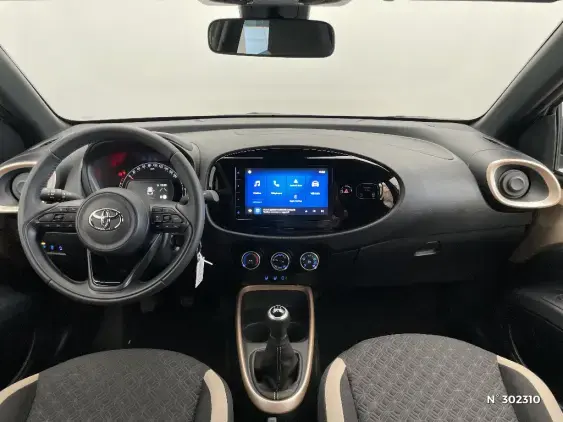 TOYOTA AYGO X - voiture d'occasion - Photo 9