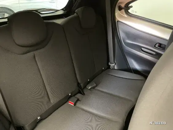 TOYOTA AYGO X - voiture d'occasion - Photo 11