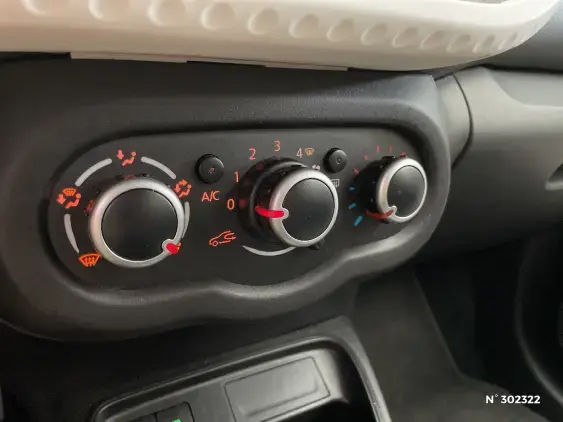 RENAULT TWINGO III - voiture d'occasion - Photo 27