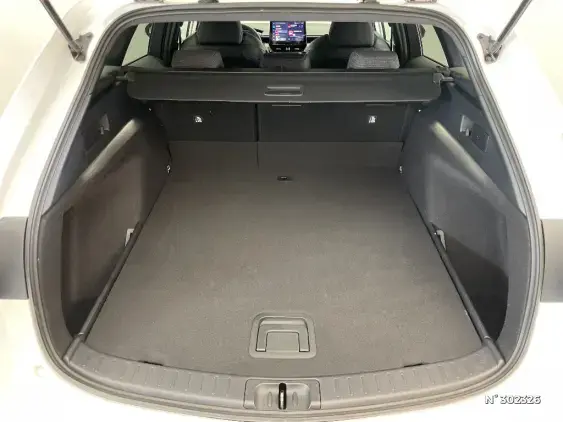 TOYOTA COROLLA TOURING SPT X - voiture d'occasion - Photo 7