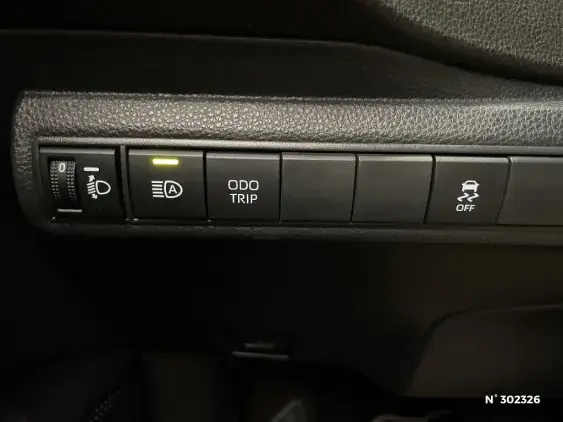 TOYOTA COROLLA TOURING SPT X - voiture d'occasion - Photo 15