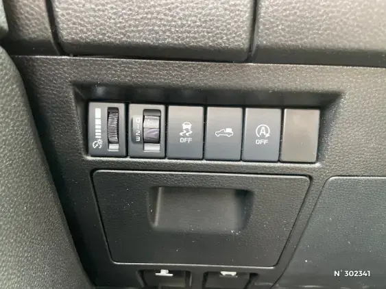 ISUZU D-MAX III - voiture d'occasion - Photo 13