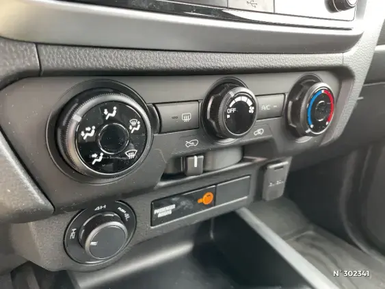ISUZU D-MAX III - voiture d'occasion - Photo 24