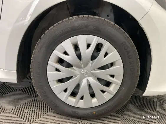 TOYOTA YARIS IV - voiture d'occasion - Photo 8
