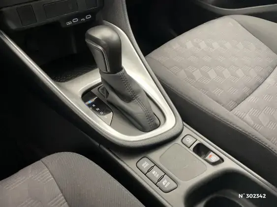 TOYOTA YARIS IV - voiture d'occasion - Photo 29