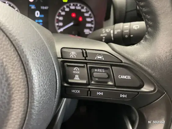 TOYOTA YARIS IV - voiture d'occasion - Photo 31