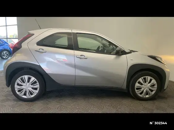 TOYOTA AYGO X - voiture d'occasion - Photo 5