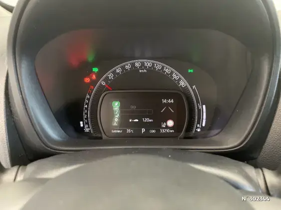 TOYOTA AYGO X - voiture d'occasion - Photo 12