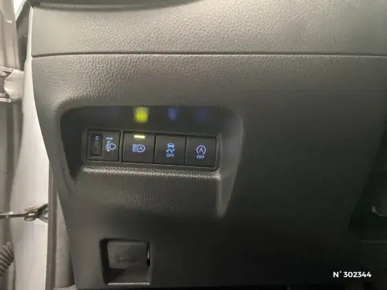 TOYOTA AYGO X - voiture d'occasion - Photo 15