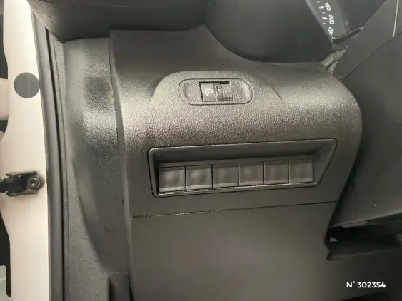 TOYOTA PROACE CITY - voiture d'occasion - Photo 14