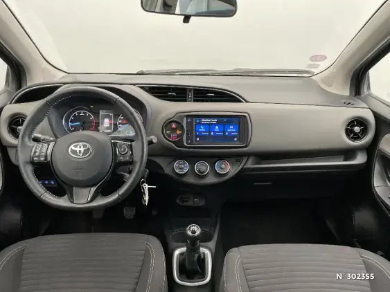 TOYOTA YARIS III - voiture d'occasion - Photo 9