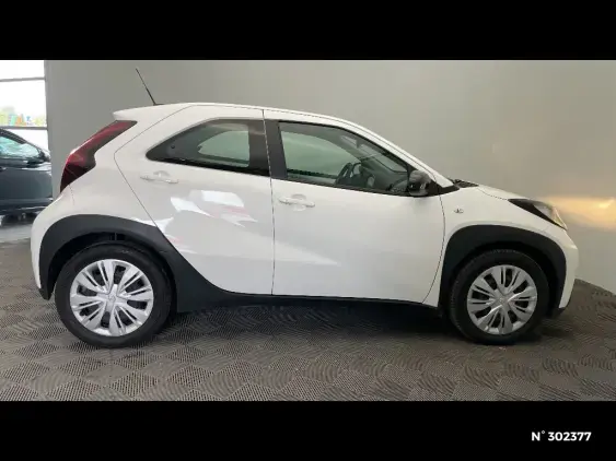 TOYOTA AYGO X - voiture d'occasion - Photo 5