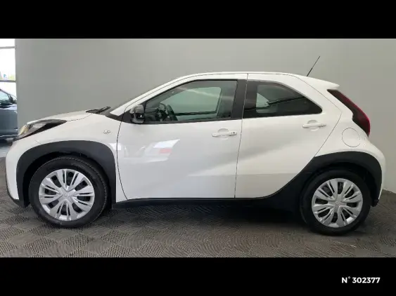 TOYOTA AYGO X - voiture d'occasion - Photo 2