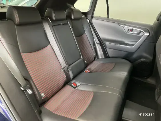 TOYOTA RAV4 V - voiture d'occasion - Photo 11