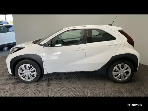 TOYOTA AYGO X - voiture d'occasion - Photo 2
