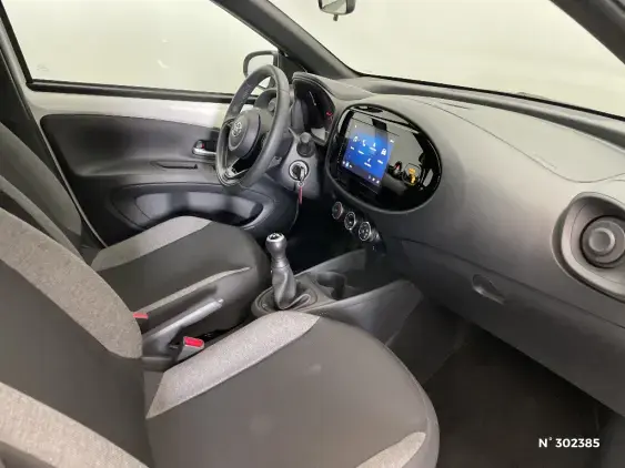 TOYOTA AYGO X - voiture d'occasion - Photo 7