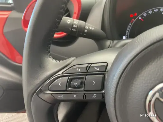 TOYOTA AYGO X - voiture d'occasion - Photo 28