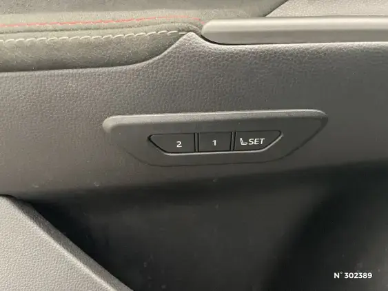 TOYOTA C-HR II - voiture d'occasion - Photo 29