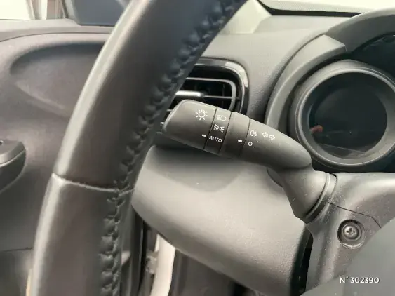 TOYOTA YARIS CROSS I - voiture d'occasion - Photo 27