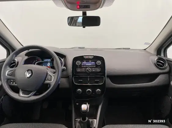 RENAULT CLIO IV - voiture d'occasion - Photo 9