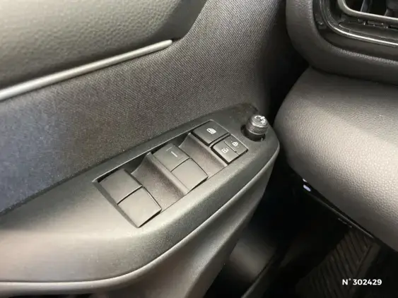 TOYOTA YARIS IV - voiture d'occasion - Photo 32