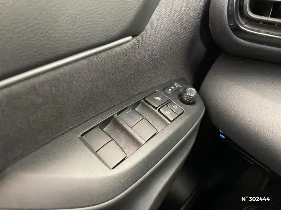 TOYOTA YARIS CROSS I - voiture d'occasion - Photo 31