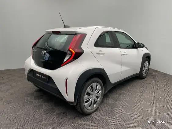 TOYOTA AYGO X - voiture d'occasion - Photo 4