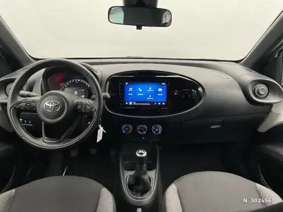 TOYOTA AYGO X - voiture d'occasion - Photo 9