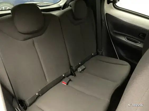 TOYOTA AYGO X - voiture d'occasion - Photo 11