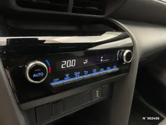 TOYOTA YARIS CROSS I - voiture d'occasion - Photo 29