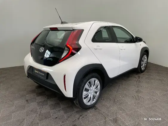 TOYOTA AYGO X - voiture d'occasion - Photo 4