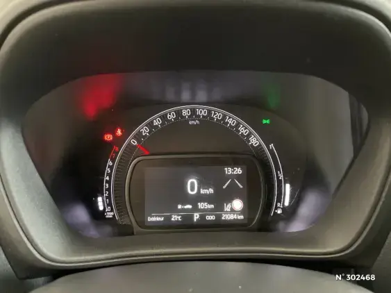 TOYOTA AYGO X - voiture d'occasion - Photo 12