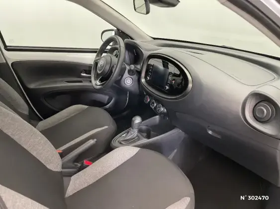 TOYOTA AYGO X - voiture d'occasion - Photo 10