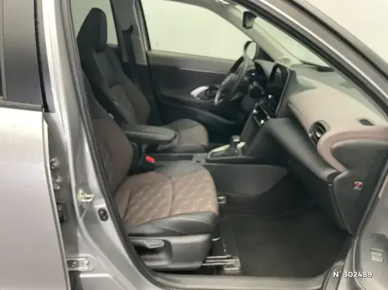 TOYOTA YARIS CROSS I - voiture d'occasion - Photo 10
