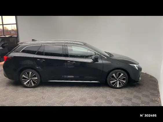 TOYOTA COROLLA TOURING SPT X - voiture d'occasion - Photo 4