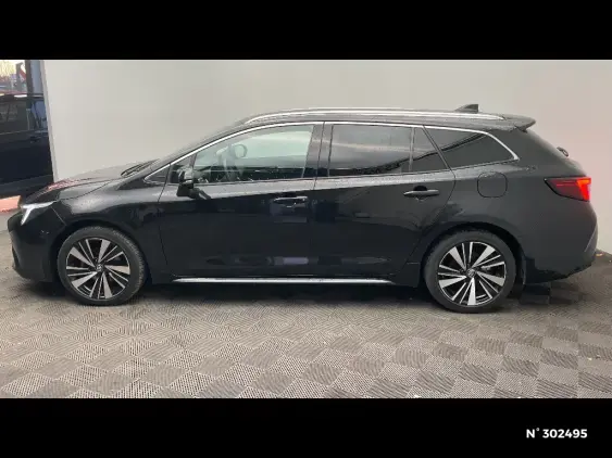 TOYOTA COROLLA TOURING SPT X - voiture d'occasion - Photo 2
